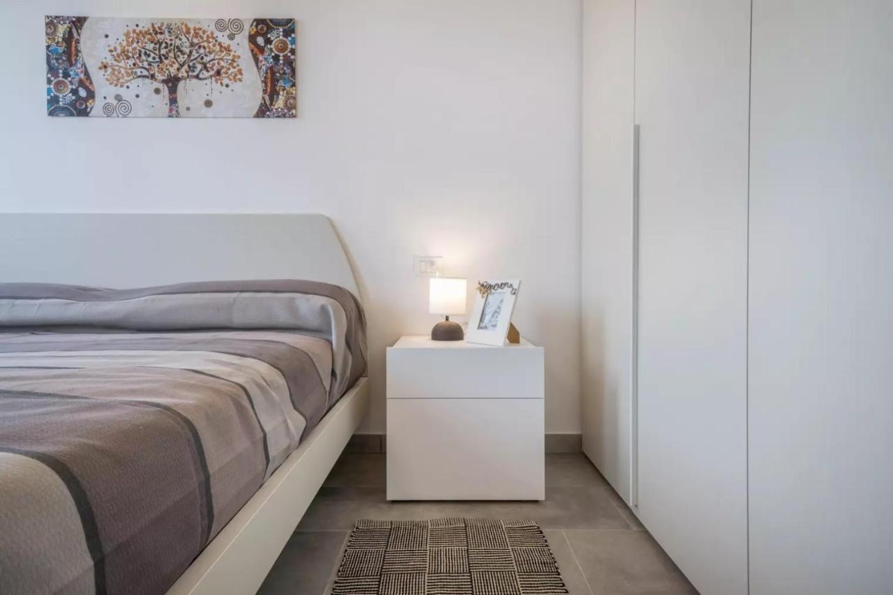 Suite Laguna Sunset Чоджия Екстериор снимка
