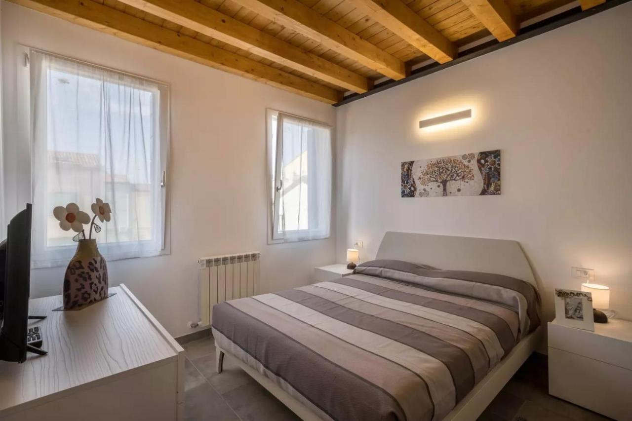 Suite Laguna Sunset Чоджия Екстериор снимка