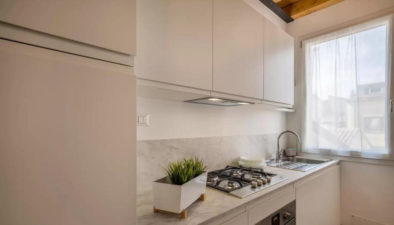 Suite Laguna Sunset Чоджия Екстериор снимка